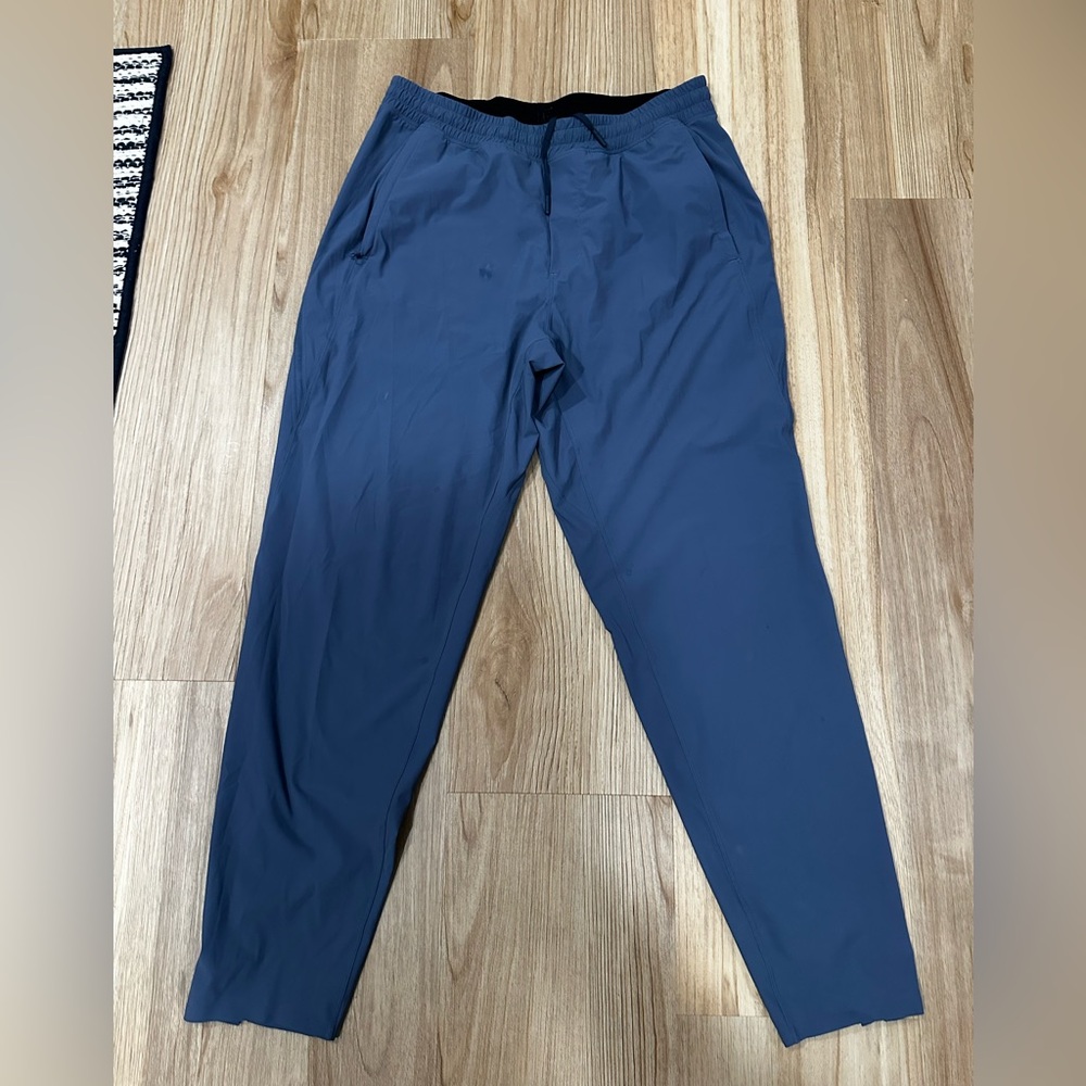 Men's Lululemon Pace Breaker Jogger Large L 29 inseam Limited Blue color